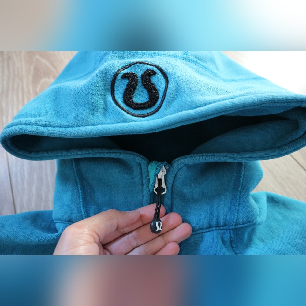 Lululemon zip up hoodie size 6 - Picture 7 of 13